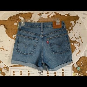 Levi’s shorts
